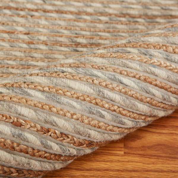 HomeRoots Wool Hand-Braided Striped Area Rug - Cozy Coastal Charm with Softness, Durability & Style for Any Room 674432