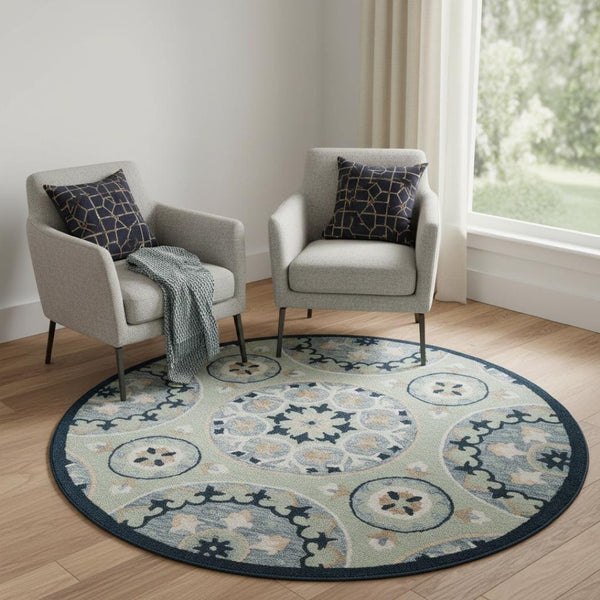 HomeRoots Wool Hand-Tufted Round Floral Rug - Artisan Crafted, Unique Design for Timeless Elegance & Comfort 674456