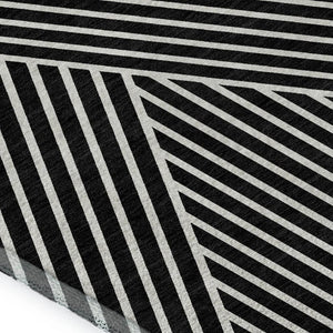 HomeRoots 10' X 14' Black And Ivory Washable Area Rug – Stylish, Durable, UV-Protected for High-Traffic Spaces 674634