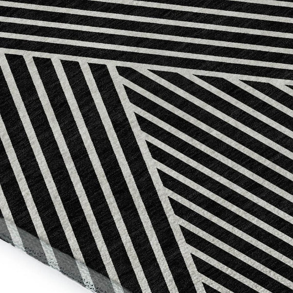 HomeRoots 10' X 14' Black And Ivory Washable Area Rug – Stylish, Durable, UV-Protected for High-Traffic Spaces 674634