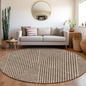 HomeRoots 8' Modern Brown and Beige Geometric Round Rug - Washable, UV-Protected, Stain-Resistant Design 674643