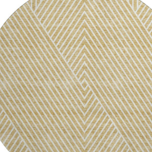 HomeRoots 8' Gold and Ivory Geometric Round Rug – Washable, UV Protected, Perfect for Busy Homes & Pets! 674649