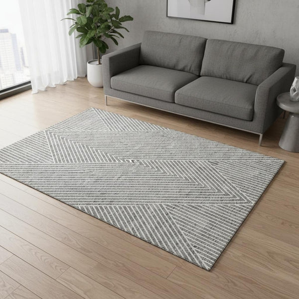 HomeRoots 5' Gray and Ivory Geometric Area Rug – Washable, UV-Protected, Perfect for High-Traffic Spaces! 674654
