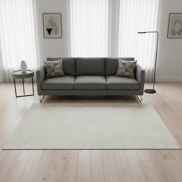 HomeRoots 5' X 8' Ivory and Beige Geometric Area Rug with UV Protection – Stylish, Washable, and Durable! 674660
