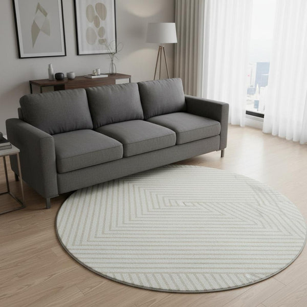 HomeRoots 8' Ivory and Beige Geometric Round Rug - Washable, Stain-Resistant, UV Protected for Busy Homes 674661