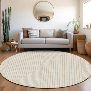 HomeRoots 8' Ivory and Beige Geometric Round Rug - Washable, Stain-Resistant, UV Protected for Busy Homes 674661