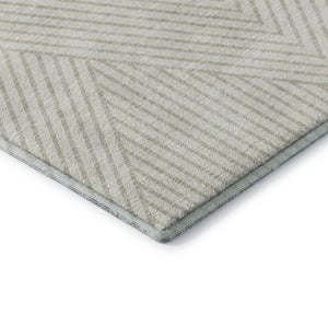 HomeRoots 8' Ivory and Beige Geometric Round Rug - Washable, Stain-Resistant, UV Protected for Busy Homes 674661