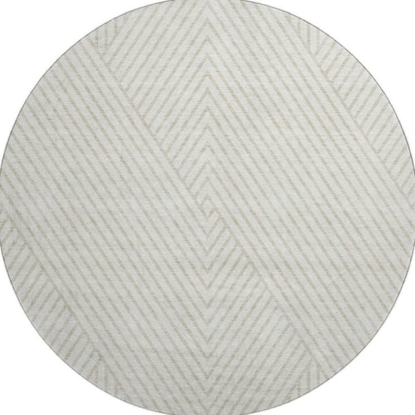 HomeRoots 8' Ivory and Beige Geometric Round Rug - Washable, Stain-Resistant, UV Protected for Busy Homes 674661