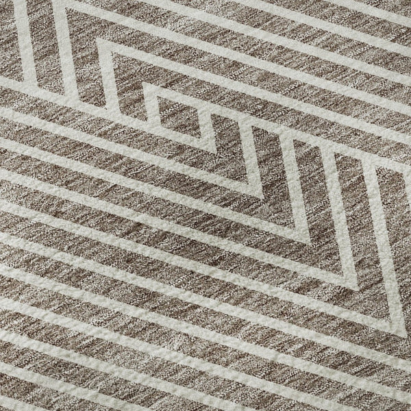HomeRoots 5' X 8' Taupe & Ivory Geometric Washable Area Rug - Durable, Stylish & Perfect for High-Traffic Spaces! 674666