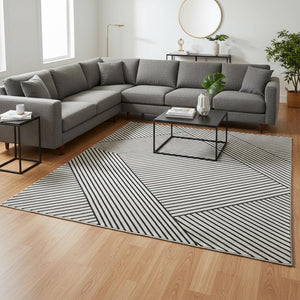 HomeRoots 8' X 10' Modern Black and White Geometric Area Rug - Washable, UV Protected, Stylish & Durable 674686