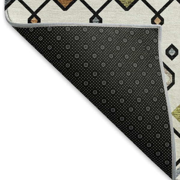HomeRoots 5' X 8' Southwestern Washable Area Rug - Ivory, Red & Green, UV-Protected, Stain-Resistant Design 674708
