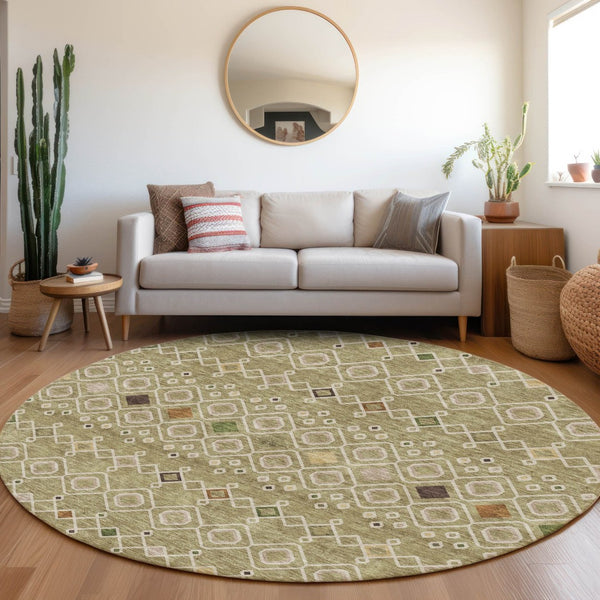 HomeRoots 8' Southwestern Round Rug in Sage Beige & Gold - Washable, UV Protected, Ideal for Busy Homes 674739