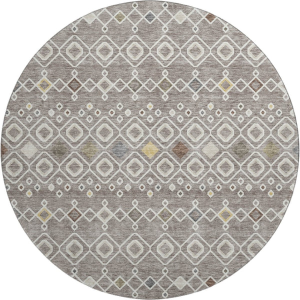 HomeRoots 8' Southwestern Washable Round Rug in Taupe, Ivory & Gold - UV Protected, Stain Resistant & Durable 674745