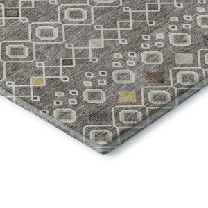 HomeRoots 8' Southwestern Washable Round Rug in Taupe, Ivory & Gold - UV Protected, Stain Resistant & Durable 674745