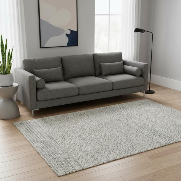 HomeRoots 5' X 8' Beige and Ivory Striped Area Rug - Washable, Stain-Resistant, UV Protected for Every Home 674756
