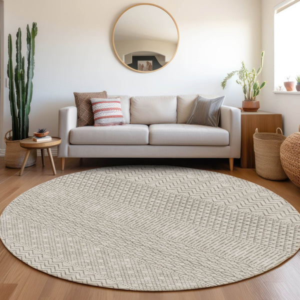 HomeRoots 8' Beige and Ivory Striped Washable Round Rug - UV Protected, Stain-Resistant, Durable for High-Traffic Areas 674757