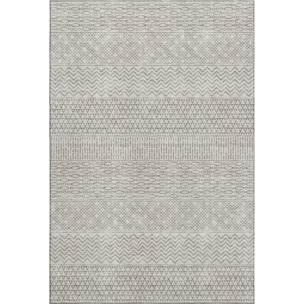 HomeRoots 8' X 10' Beige And Ivory Striped Area Rug – Washable, UV Protected, Stain Resistant for Busy Homes 674758