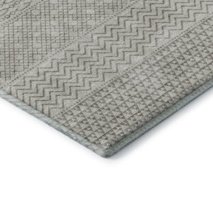HomeRoots 8' X 10' Beige And Ivory Striped Area Rug – Washable, UV Protected, Stain Resistant for Busy Homes 674758