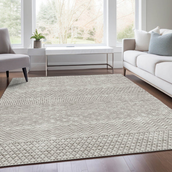 HomeRoots 8' X 10' Beige And Ivory Striped Area Rug – Washable, UV Protected, Stain Resistant for Busy Homes 674758