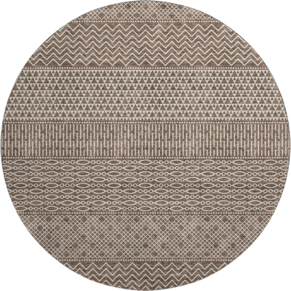 HomeRoots 8' Brown and Beige Striped Washable Round Rug - Durable, UV-Protected, Perfect for Family Spaces! 674769