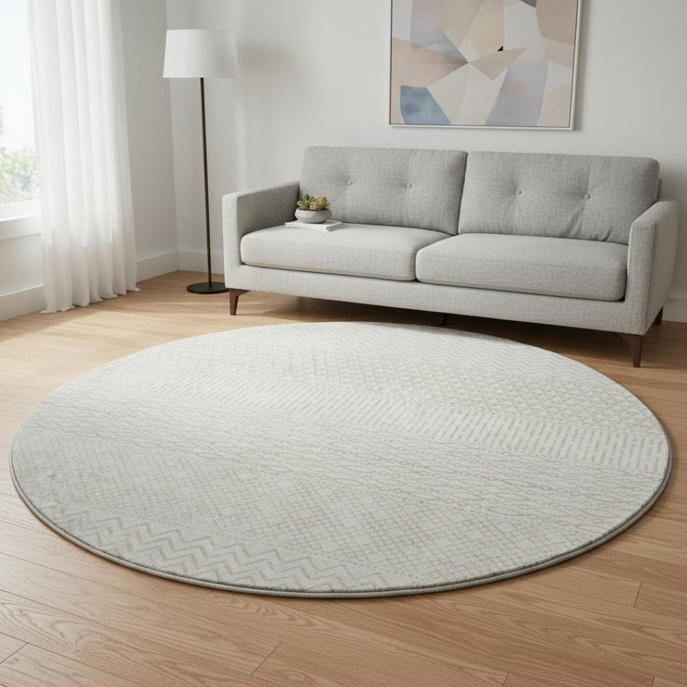 HomeRoots 8' Ivory and Beige Striped Washable Round Rug - Durable, UV Protected, Perfect for High-Traffic Areas! 674793