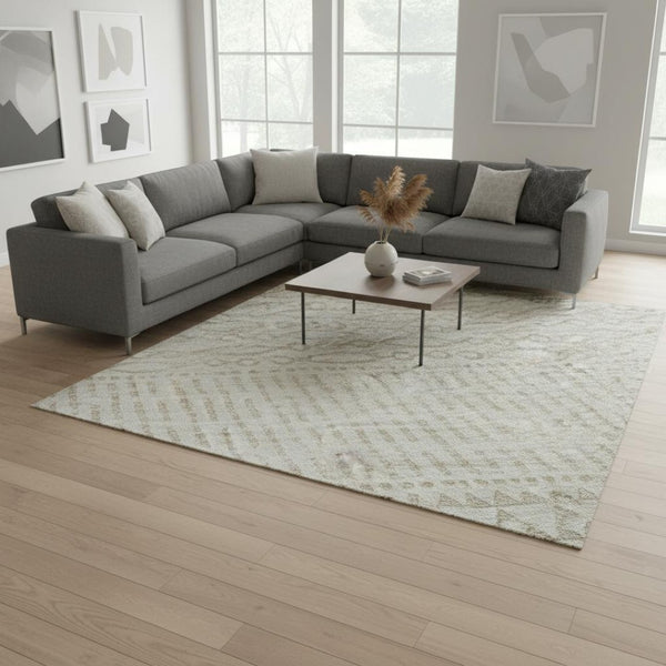 HomeRoots 8' X 10' Ivory and Beige Striped Area Rug - Durable, Washable, UV-Protected for Stylish Living Spaces 674794