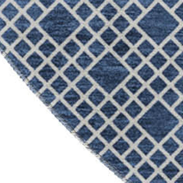 HomeRoots 8' Navy Blue Striped Round Rug - Washable, UV-Protected, Durable, Stylish for Coastal Home Decor 674805