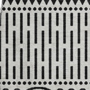 HomeRoots 8' White and Black Striped Washable Round Rug - Durable, UV-Protected, Easy-Care Design for Any Space 674823