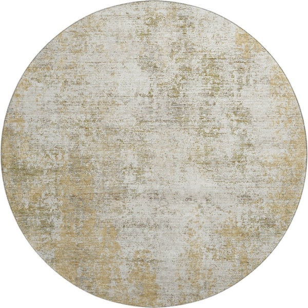 HomeRoots 8' Wheat and Ivory Abstract Washable Round Rug - Stain-Resistant & UV Protected for Modern Homes 674901