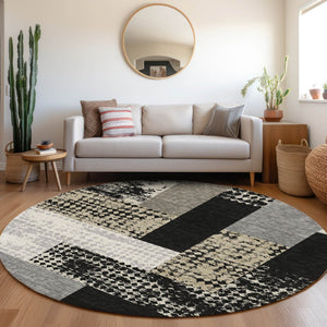 HomeRoots 8' Black Ivory And Beige Geometric Round Rug - Washable, UV Protected, Durable for Homes & Patios 674913