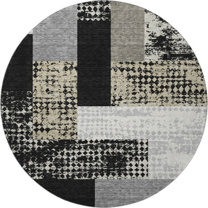 HomeRoots 8' Black Ivory And Beige Geometric Round Rug - Washable, UV Protected, Durable for Homes & Patios 674913