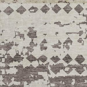 HomeRoots 8' Washable Round Rug in Brown, Ivory & Beige - Stylish Geometric Design with UV Protection & Durability 674919