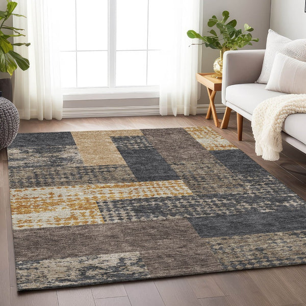 HomeRoots 5' Geometric Area Rug in Coffee, Gold & Ivory - Washable, UV-Protected, Stylish & Durable Design 674924