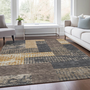 HomeRoots 5' Geometric Area Rug in Coffee, Gold & Ivory - Washable, UV-Protected, Stylish & Durable Design 674924