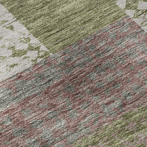 HomeRoots 8' Green Ivory And Purple Geometric Round Rug - Washable, UV-Protected, Stylish & Durable Floor Accent 674943