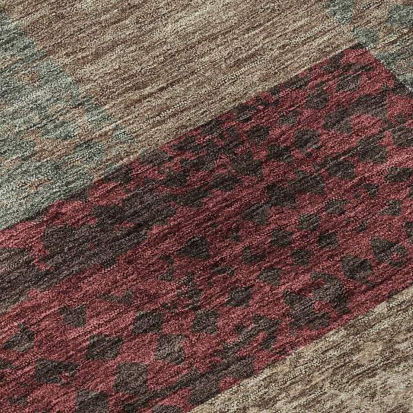 HomeRoots 8' X 10' Geometric Area Rug in Coffee & Merlot - Washable, UV-Protected, Durable for High-Traffic Areas 674962
