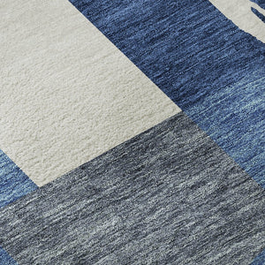 HomeRoots 8' Stylish Blue and Ivory Geometric Washable Round Rug with UV Protection for Family Spaces 675057