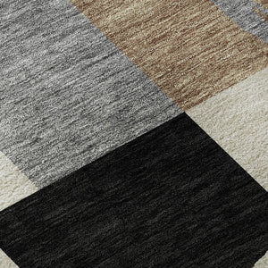 HomeRoots 8' Modern Pewter Gray & Black Geometric Round Rug - Washable, Stain-Resistant, UV Protected Design 675087