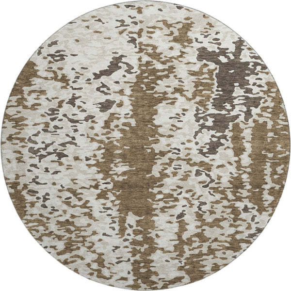 HomeRoots 8' Abstract Brown Ivory Beige Round Rug - Washable, UV Protected, Modern Design for Any Space 675105