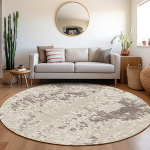 HomeRoots 8' Ivory and Beige Abstract Round Rug - Washable, UV Protected, Stain Resistant for High-Traffic Areas 675123