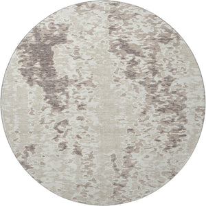 HomeRoots 8' Ivory and Beige Abstract Round Rug - Washable, UV Protected, Stain Resistant for High-Traffic Areas 675123