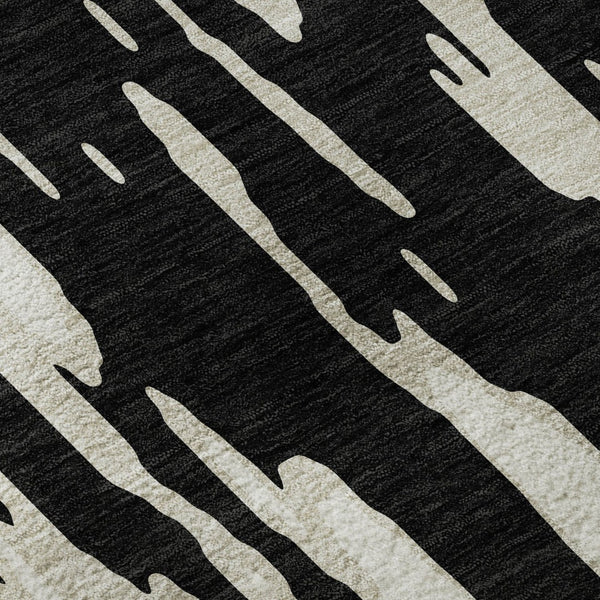 HomeRoots 8' X 10' Modern Black and Ivory Abstract Washable Area Rug with UV Protection for Home Elegance 675136