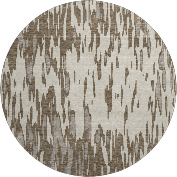 HomeRoots 8' Brown And Ivory Abstract Round Washable Rug - UV Protected, Stain Resistant, Ideal for Active Homes 675141