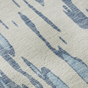 HomeRoots 8' Denim Blue and Ivory Abstract Washable Round Rug – Stylish, UV-Protected, Stain-Resistant Decor Piece 675147