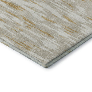 HomeRoots 8' Gold and Ivory Abstract Washable Round Rug - Stylish, UV-Protected, Durable for Any Space 675153