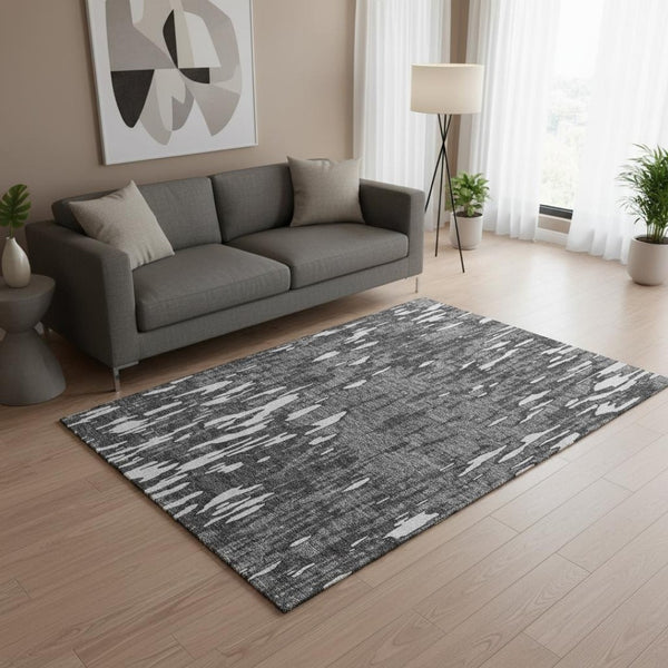 HomeRoots 5' X 8' Gray And Ivory Abstract Area Rug - Washable, UV Protected, Perfect for Family Spaces! 675158
