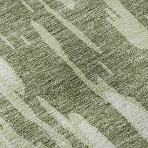 HomeRoots 8' Elegant Green and Ivory Abstract Washable Round Rug with UV Protection for Stylish Spaces 675165