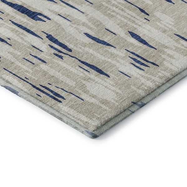 HomeRoots 8' Navy Blue and Ivory Abstract Round Rug - Washable, UV-Protected, Stylish & Durable for Homes 675183