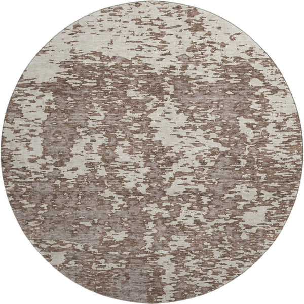 HomeRoots 8' Brown and Beige Abstract Round Rug - Washable, UV Protected, Stain Resistant for Everyday Homes 675225