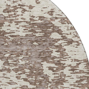 HomeRoots 8' Brown and Beige Abstract Round Rug - Washable, UV Protected, Stain Resistant for Everyday Homes 675225